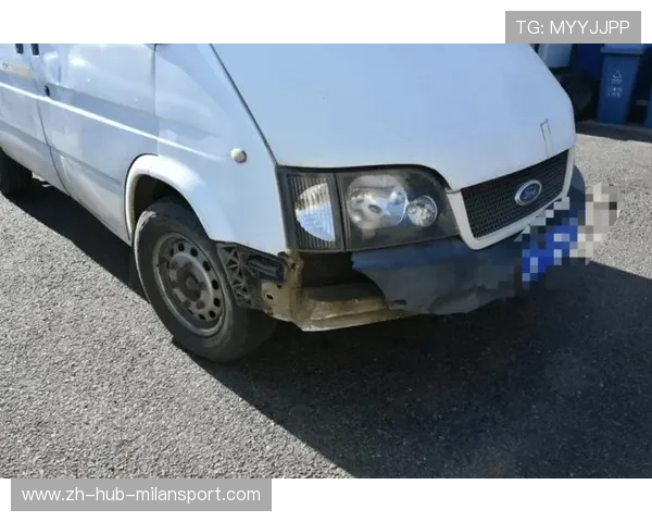 “天降“灾难”；车祸瞬间的惊魂救援”，传奇故事 车祸从天而降